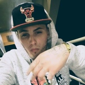 Meet your Posher, Devin